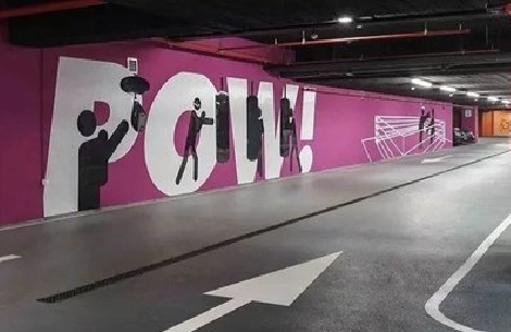 罗城墙绘设计师的选择是关键。